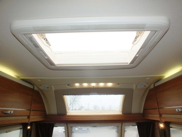 SWIFT CHALLENGER 584, TOP STAAT, QUEENSBED, ZAKLUIFEL - Afbeelding 26