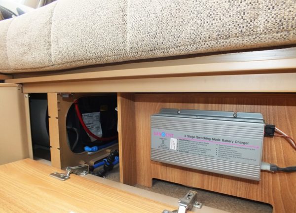 SWIFT CHALLENGER 584, TOP STAAT, QUEENSBED, ZAKLUIFEL - Afbeelding 29