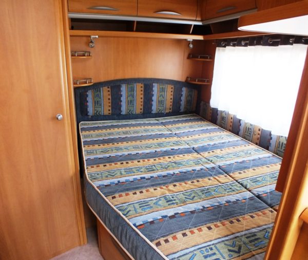 Swift Toscane 490 bj.2003, met mover, voortent en luifel - Afbeelding 18