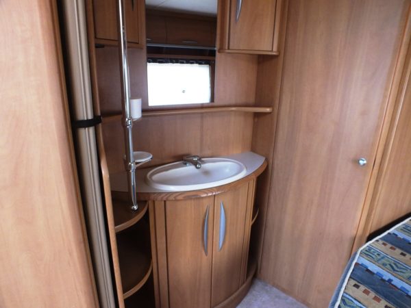 Swift Toscane 490 bj.2003, met mover, voortent en luifel - Afbeelding 14