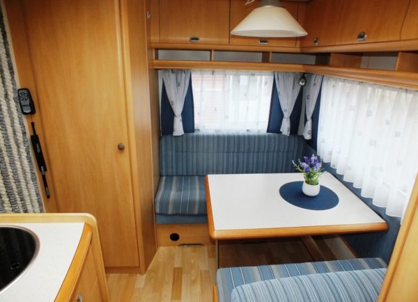 HOBBY de luxe easy bj.2003, met MOVER, VOORTENT, LUIFEL - Afbeelding 9