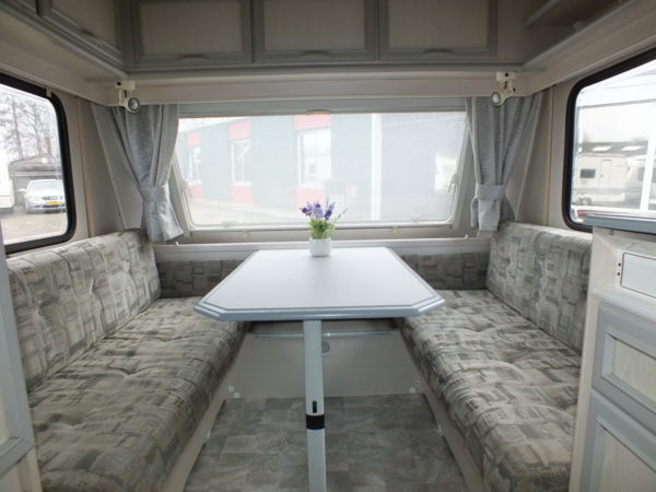LMC LUXUS bj.94, LICHTGEWICHT, met STAPELBED, VOORTENT - Afbeelding 7