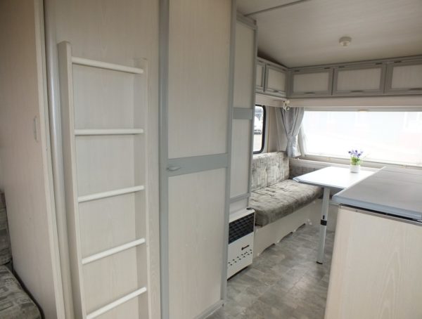 LMC LUXUS bj.94, LICHTGEWICHT, met STAPELBED, VOORTENT - Afbeelding 21