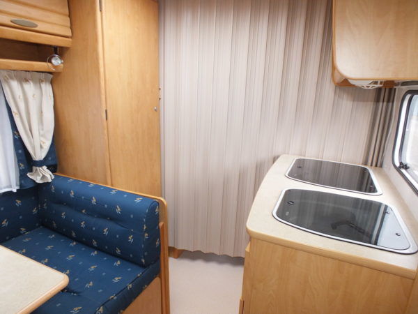 CARAVELAIR SOLERIA bj.2003, met VOORTENT, LICHTGEWICHT - Afbeelding 18