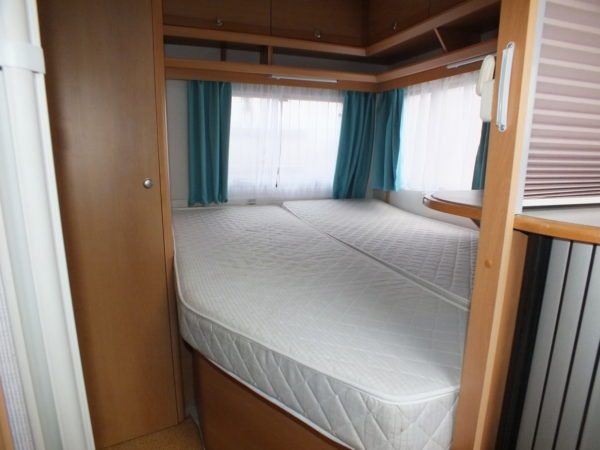 KIP PLATINUM 47 TDB bj.2002, met MOVER, FRANS BED - Afbeelding 9