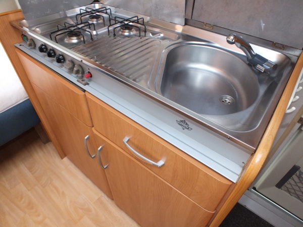 HOBBY EXCELLENT EASY bj.2000, met voortent, uitbouw, luifel - Afbeelding 15