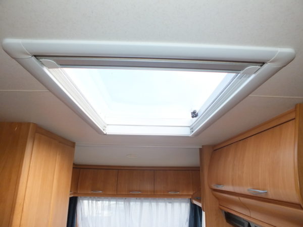 HOBBY EXCELLENT EASY bj.2000, met voortent, uitbouw, luifel - Afbeelding 22