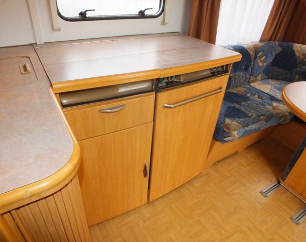LMC LUXUS 490 bj.2001, met MOVER, FRANS BED, VOORTENT - Afbeelding 13