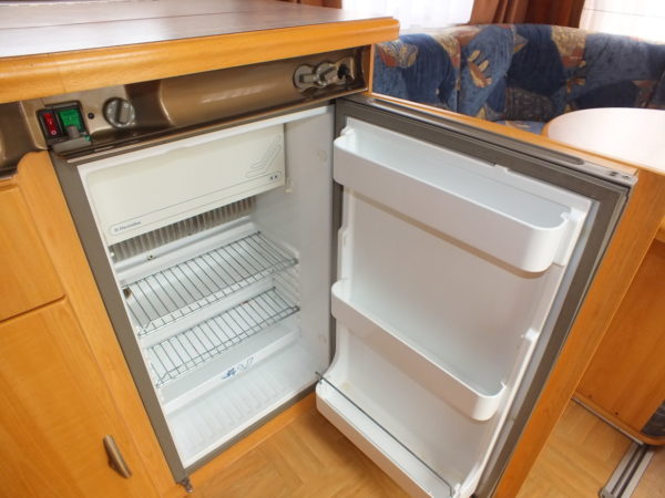 LMC LUXUS 490 bj.2001, met MOVER, FRANS BED, VOORTENT - Afbeelding 16