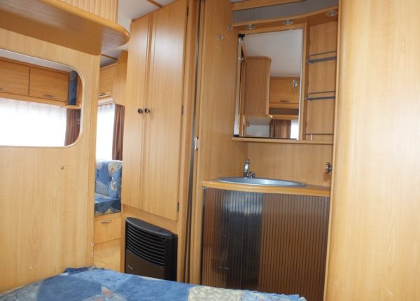 LMC LUXUS 490 bj.2001, met MOVER, FRANS BED, VOORTENT - Afbeelding 19
