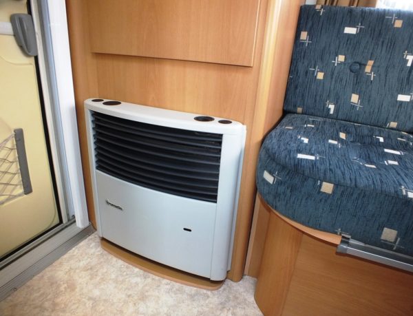 KIP TRAVELLER 41 TDB bj.2004, TOP CONDITIE, met MOVER, FRANS BED - Afbeelding 24