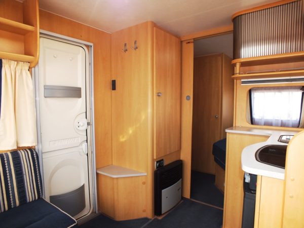 DETHLEFFS Camper 450 DB bj.2006, NIEUWSTAAT, MOVER, DOUCHE - Afbeelding 15