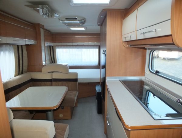BURSTNER Belcanto 560 TK bj.2011, 6 SLAAPPLAATSEN, AIRCO, ISABELLA VOORTENT - Afbeelding 5