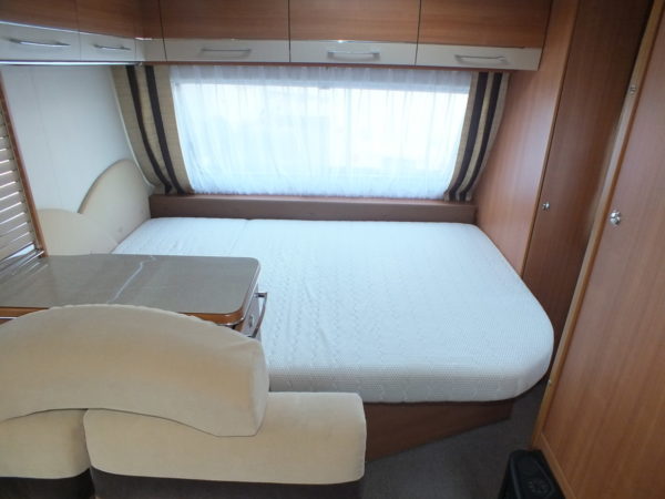 BURSTNER Belcanto 560 TK bj.2011, 6 SLAAPPLAATSEN, AIRCO, ISABELLA VOORTENT - Afbeelding 6