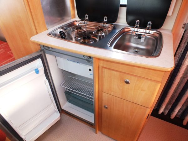 STERCKEMAN Starlett 470 bj.2005, NIEUWSTAAT, 6 SLAAPPLAATSEN - Afbeelding 16