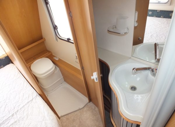 KIP Navigator 44 TDB bj.2003, TOP STAAT, MOVER, FRANS BED - Afbeelding 20