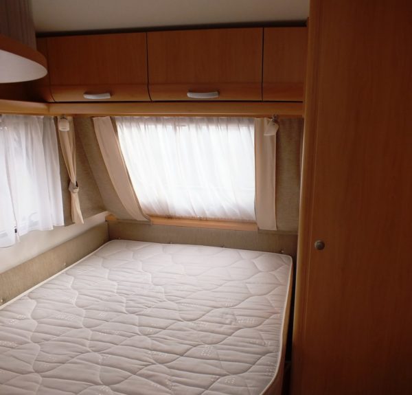 Beyerland Sprinter 450FB, bj.2005 met fransbed en voortent - Afbeelding 10