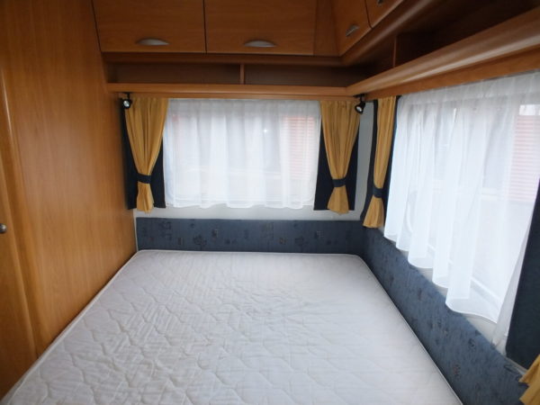 CHATEAU Calista 450 bj.2004, MODEL 2005, FRANS BED, VOORTENT - Afbeelding 10