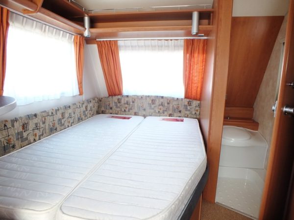 Kip Skyline 44 TDB, bj.2007 met mover, airco en voortent - Afbeelding 10