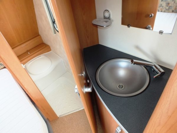 Kip Skyline 44 TDB, bj.2007 met mover, airco en voortent - Afbeelding 23