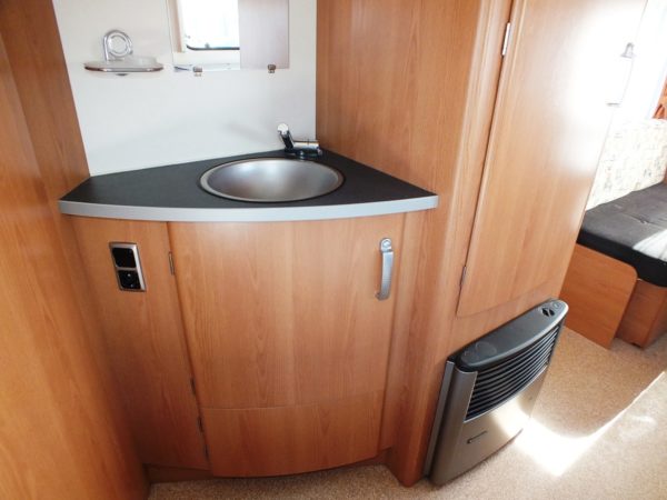 Kip Skyline 44 TDB, bj.2007 met mover, airco en voortent - Afbeelding 16