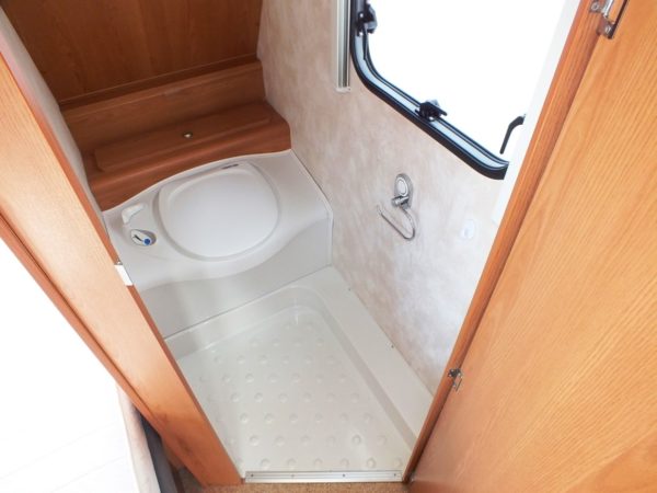 Kip Skyline 44 TDB, bj.2007 met mover, airco en voortent - Afbeelding 11
