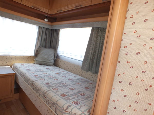 WILK De Luxe 491 bj.2001, 2 APARTE BEDDEN, met VOORTENT - Afbeelding 10