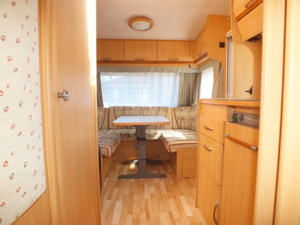 WILK De Luxe 491 bj.2001, 2 APARTE BEDDEN, met VOORTENT - Afbeelding 5