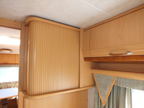 WILK De Luxe 491 bj.2001, 2 APARTE BEDDEN, met VOORTENT - Afbeelding 23
