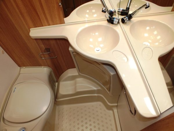 CARAVELAIR Antares 450 bj.2014 MOVER VOORTENT 2 APARTE BEDDEN - Afbeelding 20