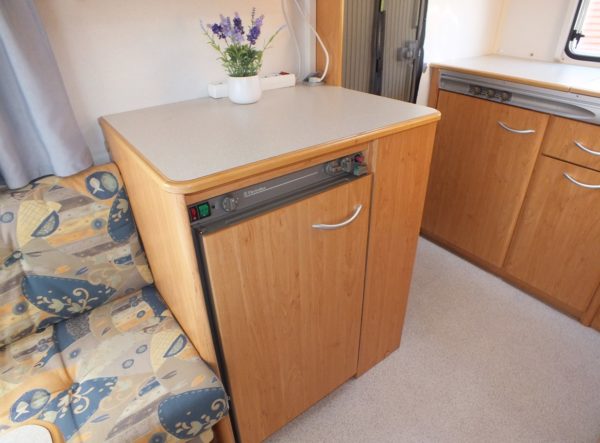 KNAUS Blue Line bj.99, TOP STAAT, MOVER, VOORTENT, BOILER - Afbeelding 16