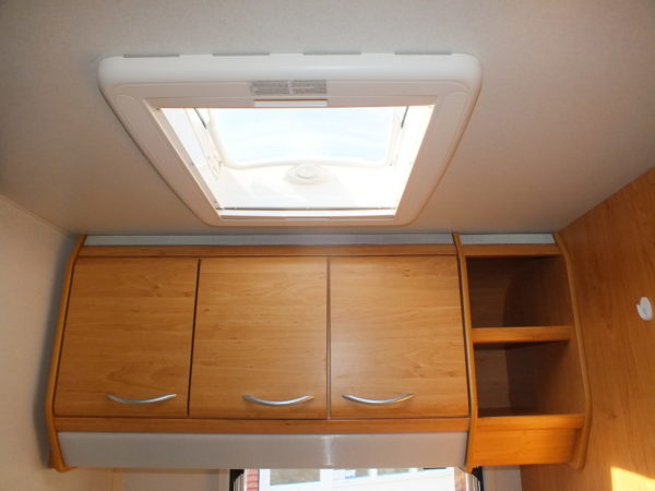 KNAUS Blue Line bj.99, TOP STAAT, MOVER, VOORTENT, BOILER - Afbeelding 13