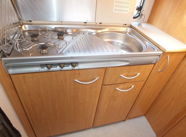KNAUS Blue Line bj.99, TOP STAAT, MOVER, VOORTENT, BOILER - Afbeelding 11