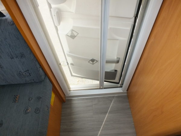 CHATEAU Calista 450 bj.2004, met TRUMA MOVER, VOORTENT - Afbeelding 25