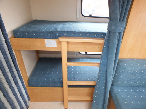 CARAVELAIR Antares 426 bj2007, 6 slaapplaatsen, LICHTGEWICHT - Afbeelding 11