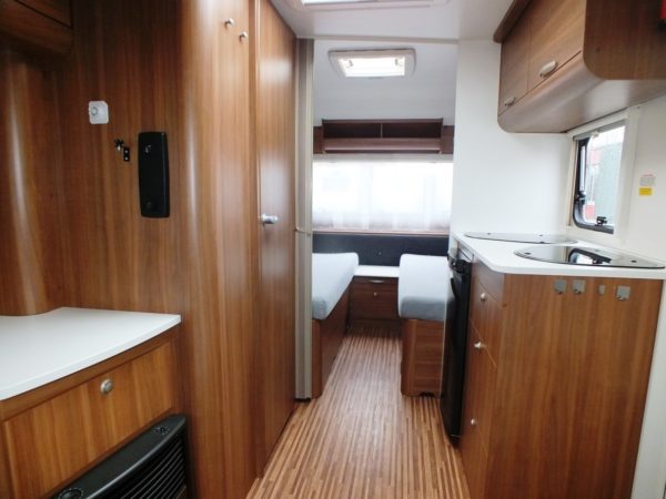 Adria Altea 472LU, bj.2012, 4 persoons met mover - Afbeelding 7