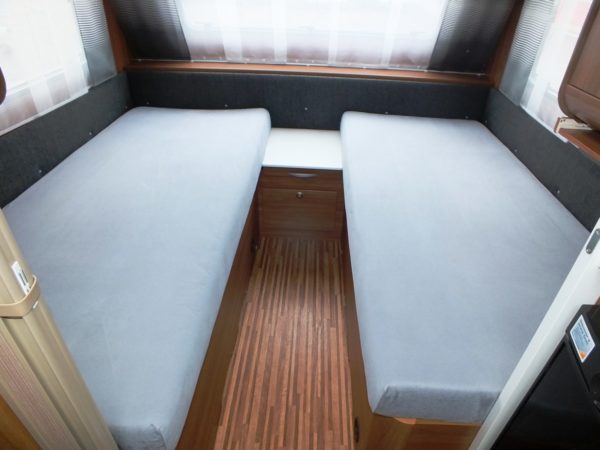 Adria Altea 472LU, bj.2012, 4 persoons met mover - Afbeelding 9