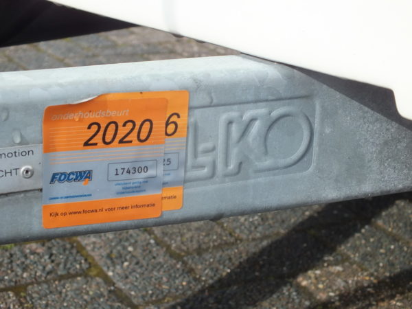 ADRIA Unica 430 DK bj.2003, LICHTGEWICHT, met STAPELBED, VOORTENT en LUIFEL - Afbeelding 20