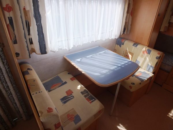 CARAVELAIR ANTARES 496 bj.2002   5 SLAAPPLAATSEN , Obelink voortent - Afbeelding 10