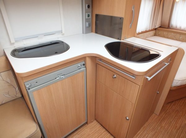 ADRIA Adora 462PU bj.2010, TOP STAAT MOVER, VOORTENT, DOUCHE - Afbeelding 11