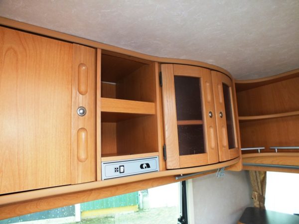 ADRIA Unica B 462 DP bj.2001, met VOORTENT, UITBOUW, DOUCHE - Afbeelding 17