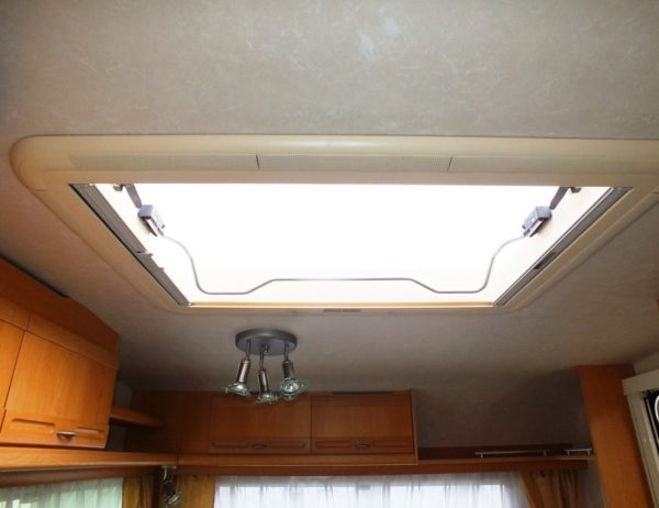 ADRIA Unica B 462 DP bj.2001, met VOORTENT, UITBOUW, DOUCHE - Afbeelding 23