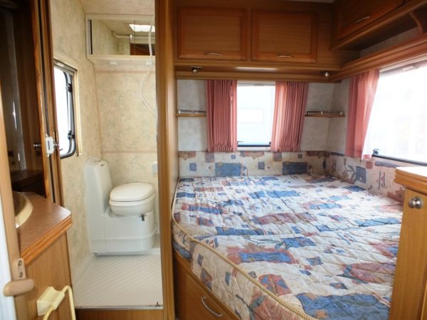 ELDDIS Tornado GTX bj.2001, FRANS BED, MOVER, DOUCHE - Afbeelding 12