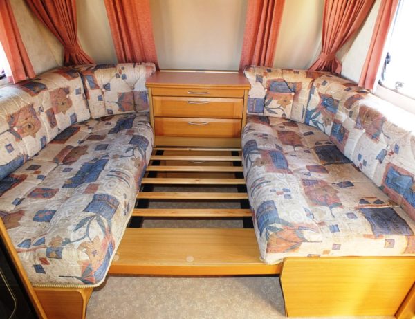 ELDDIS Tornado GTX bj.2001, FRANS BED, MOVER, DOUCHE - Afbeelding 9