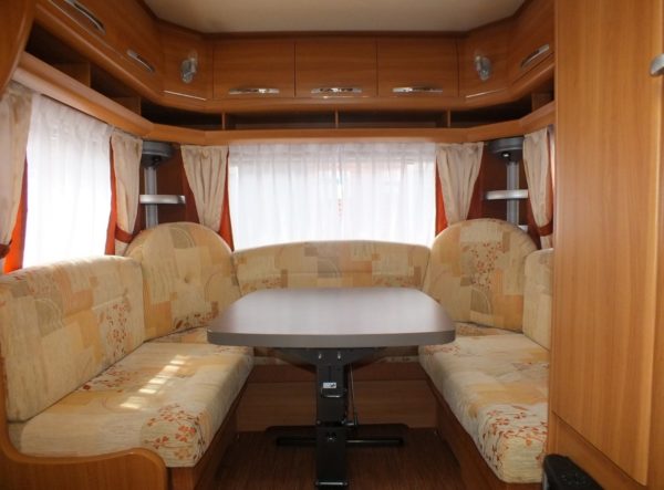 HOBBY De Luxe 495 UL bj. 2009, met AIRCO, MOVER, VOORTENT - Afbeelding 6