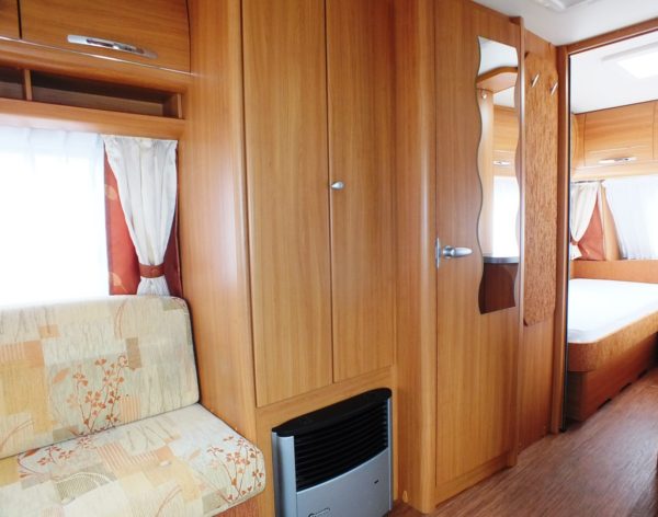 HOBBY De Luxe 495 UL bj. 2009, met AIRCO, MOVER, VOORTENT - Afbeelding 18