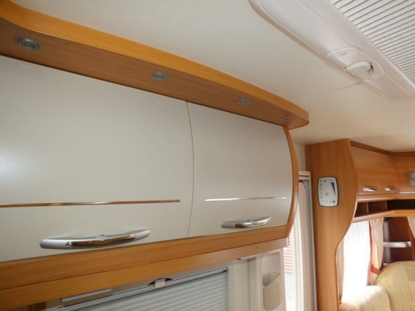 HOBBY De Luxe 495 UL bj. 2009, met AIRCO, MOVER, VOORTENT - Afbeelding 17