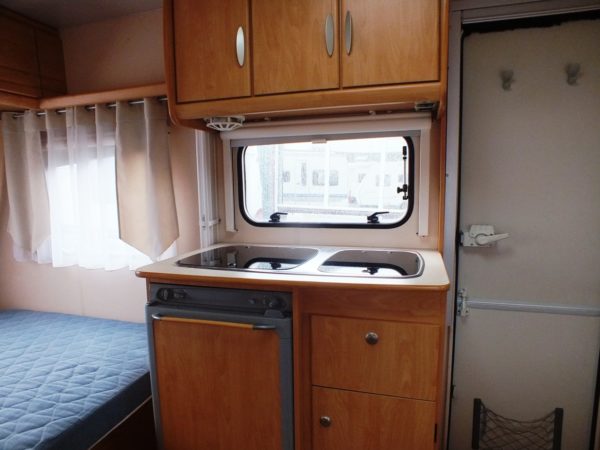 CARAVELAIR Eldorado 390 BJ. 2005, Lichtgewicht met voortent - Afbeelding 14
