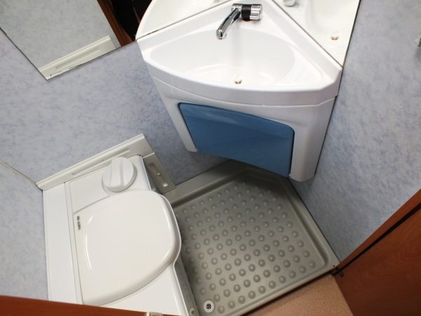 Caravelair Antares Ambiance bj. 2004, Met voortent - Afbeelding 11
