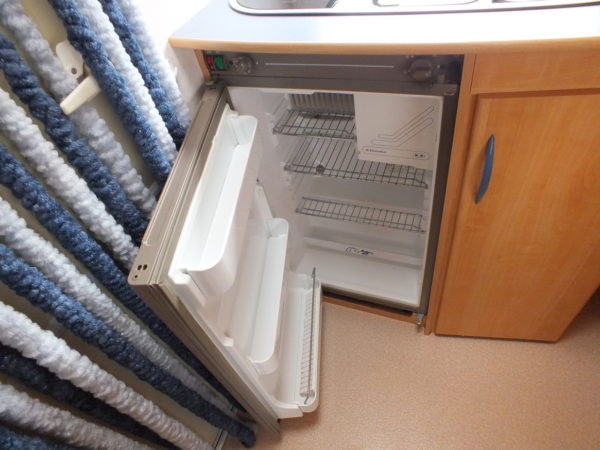 Caravelair Antares Ambiance BJ.2002 Met voortent LICHTGEWICHT - Afbeelding 25